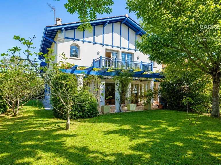 Maison Biarritz - 5 chambres - 270m²