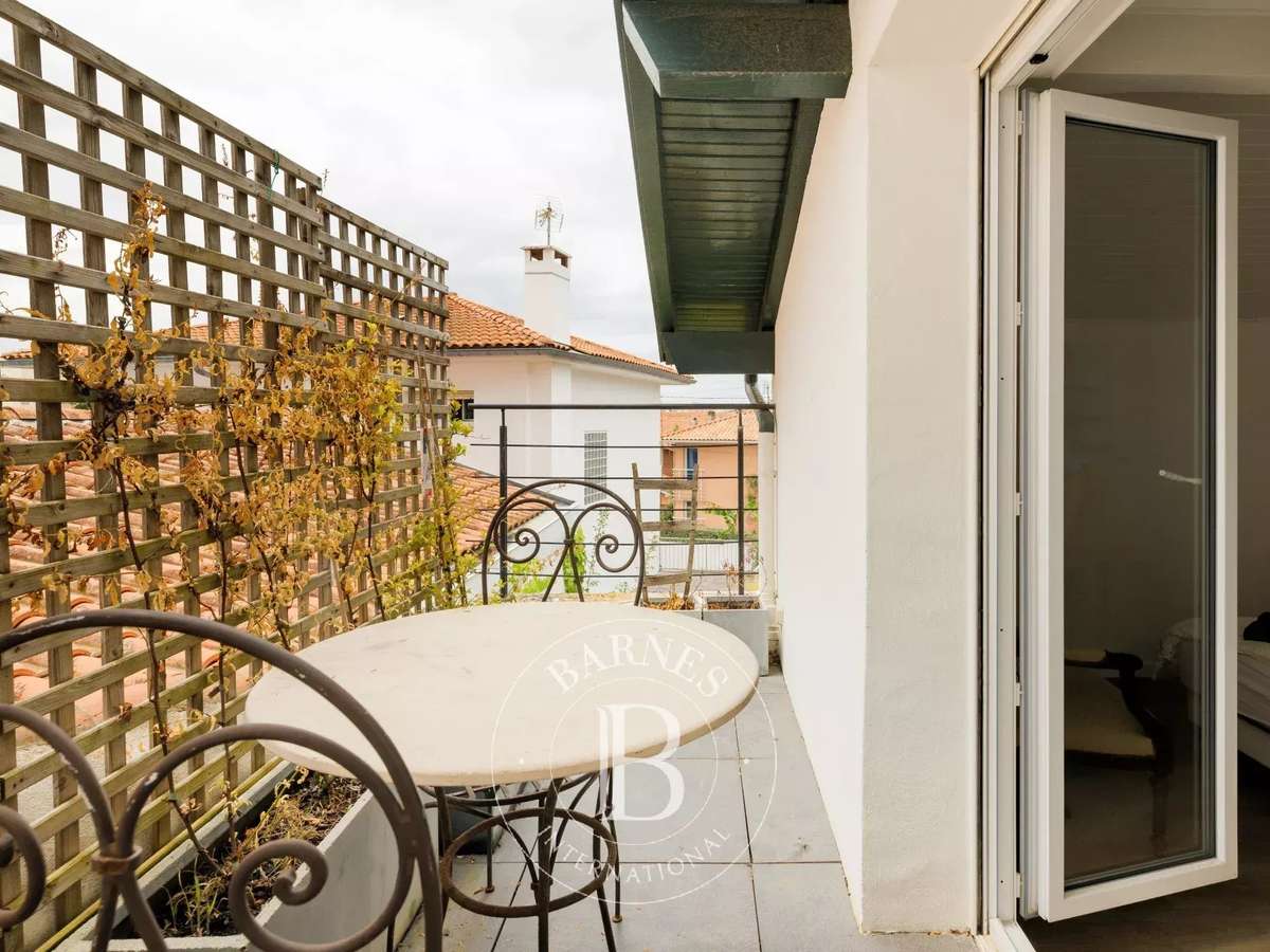 House Biarritz