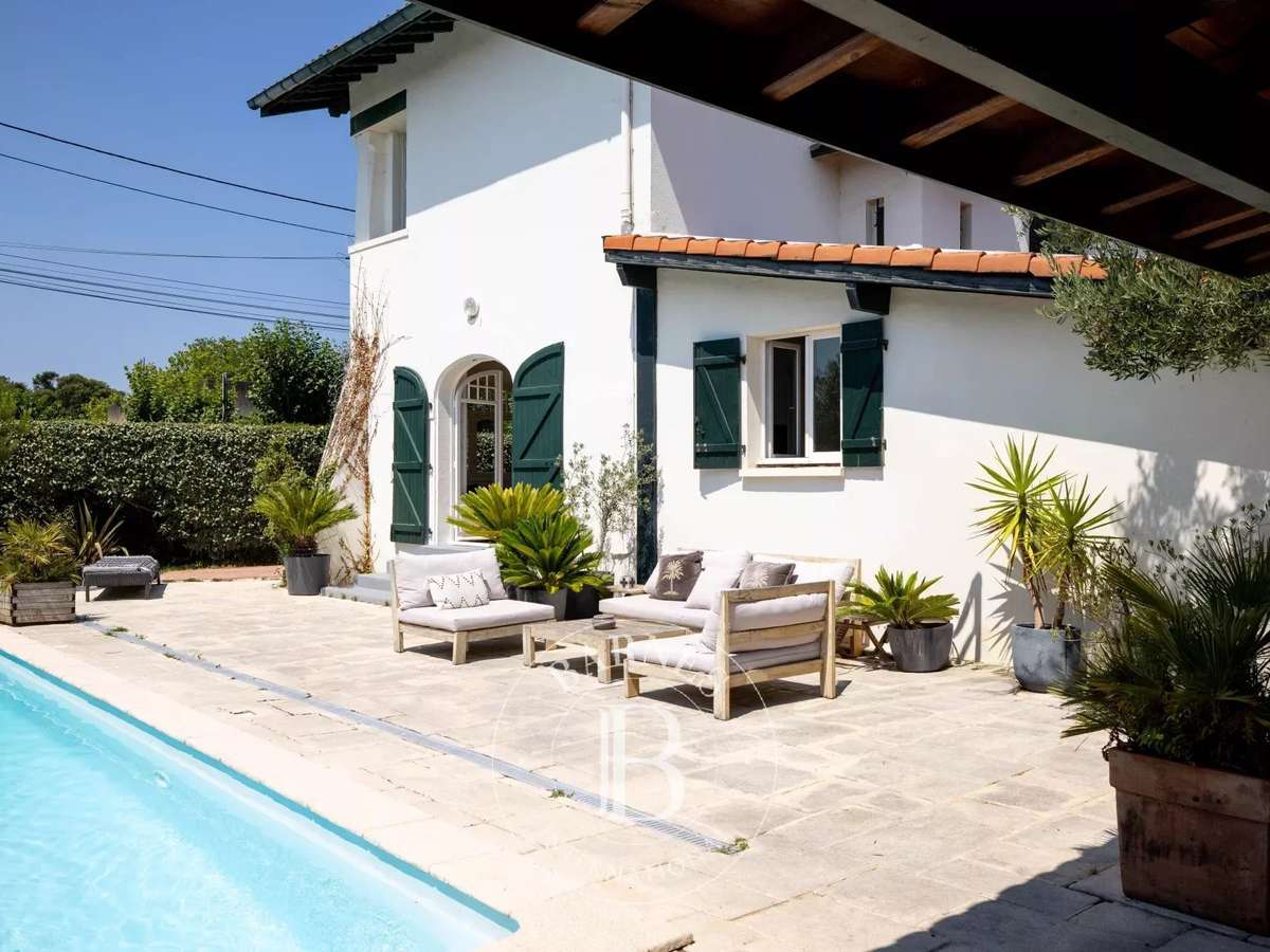 House Biarritz