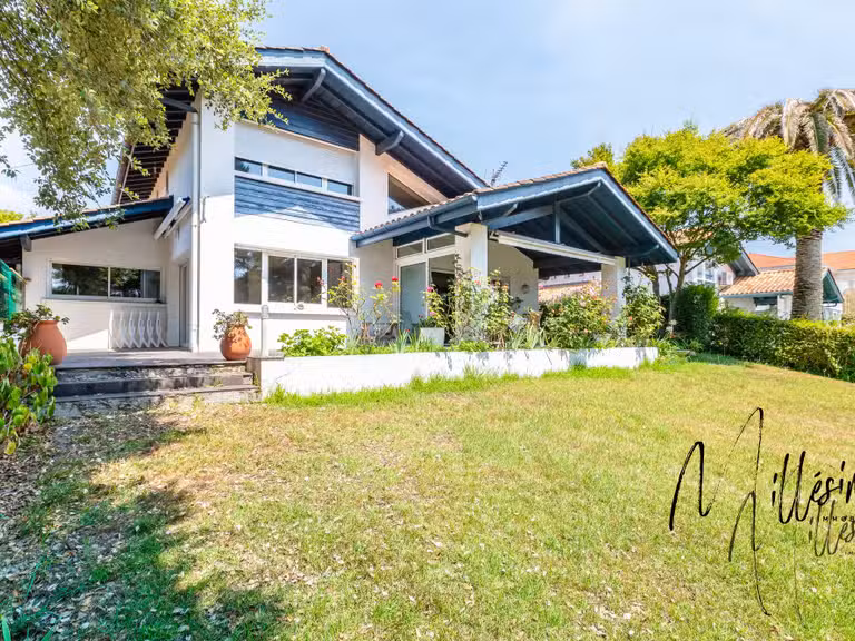 House Biarritz - 3 bedrooms - 161m²