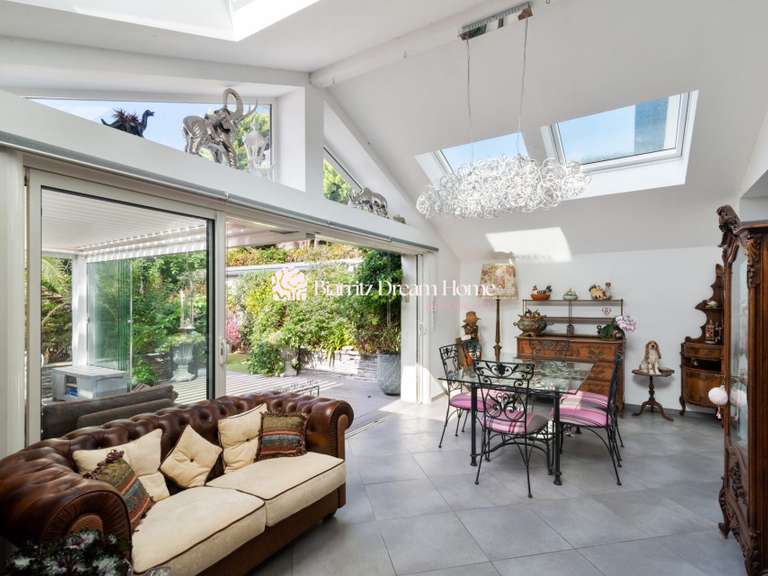 Maison Biarritz - 6 chambres - 196m²
