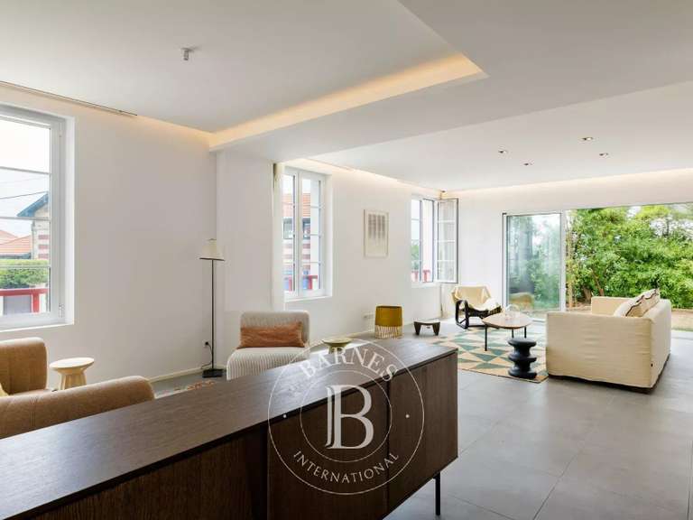 Maison Biarritz - 5 chambres - 235m²