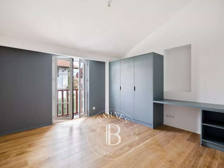 Maison Biarritz - 5 chambres - 235m²
