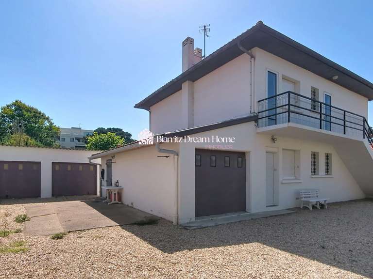 House Biarritz - 5 bedrooms - 150m²