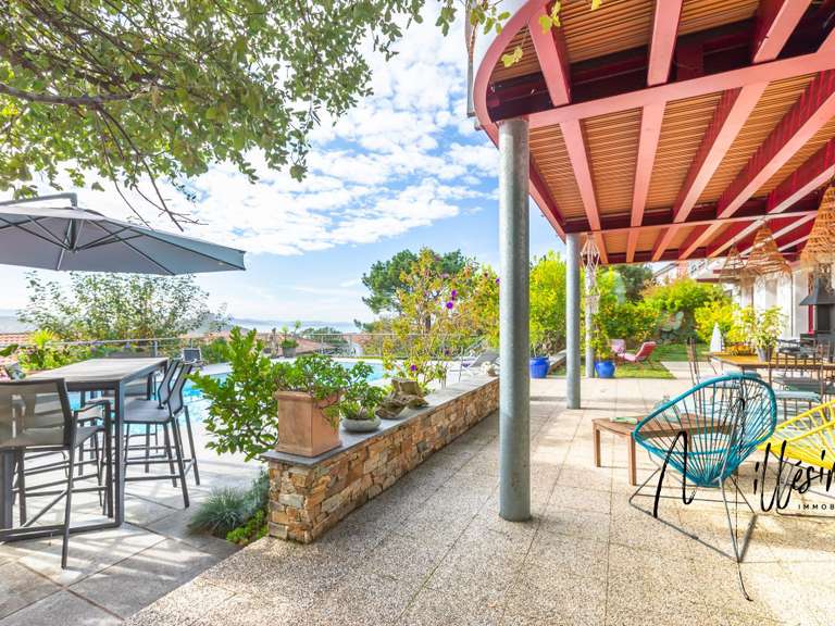 House Biarritz - 5 bedrooms - 207m²