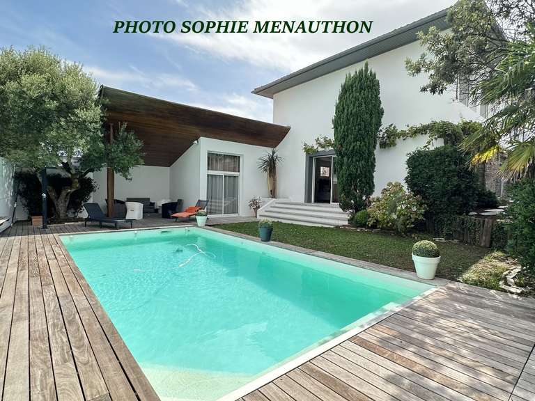 Maison Biarritz - 6 chambres - 221m²