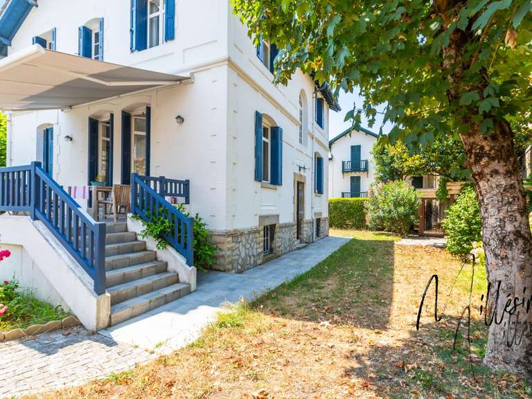 Maison Biarritz - 5 chambres - 242m²