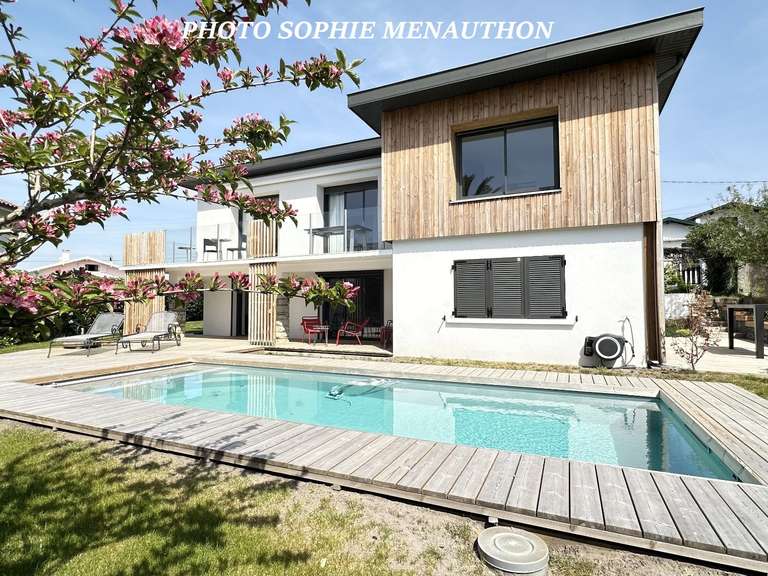 Villa avec Vue sur mer Biarritz - 6 chambres - 203m²