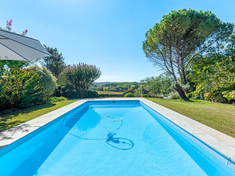 House Bidache - 4 bedrooms - 296m²