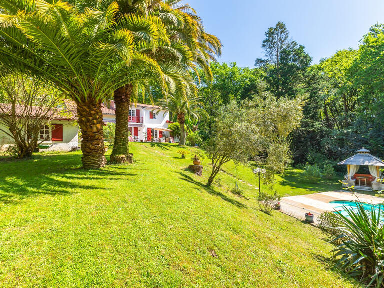 Maison Bidart - 5 chambres - 242m²