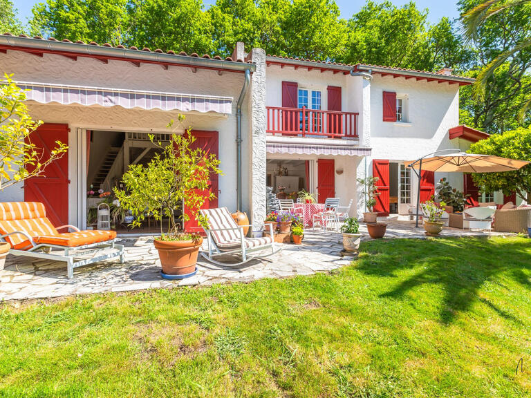 Maison Bidart - 5 chambres - 242m²