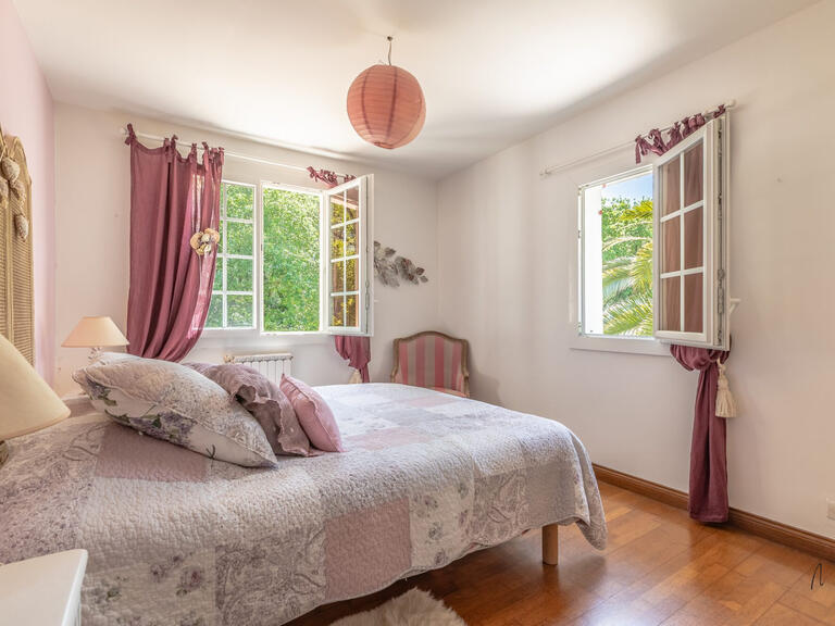 Maison Bidart - 5 chambres - 242m²