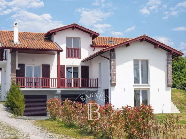 House Bidart - 5 bedrooms - 265m²
