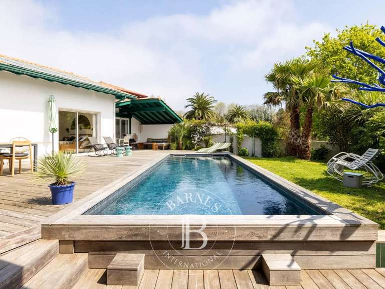 Maison Bidart - 4 chambres - 213m²