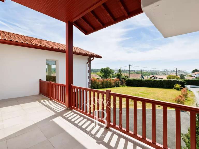 Maison Bidart - 5 chambres - 265m²