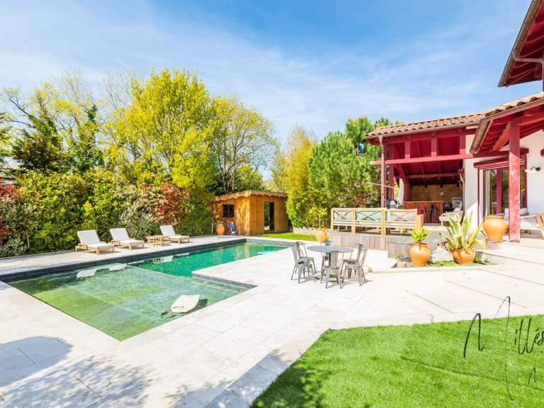 Maison Bidart - 5 chambres - 285m²