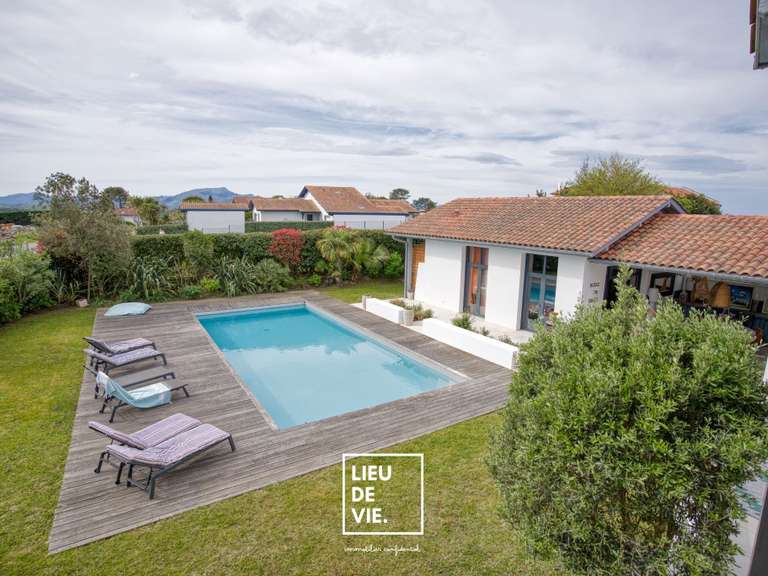 Maison Bidart - 5 chambres - 300m²