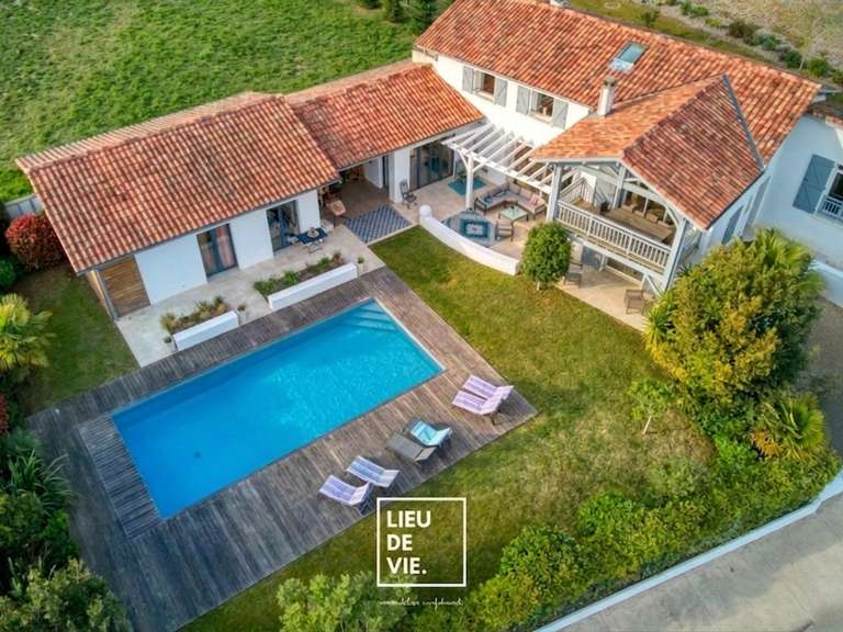 Maison Bidart - 5 chambres - 300m²