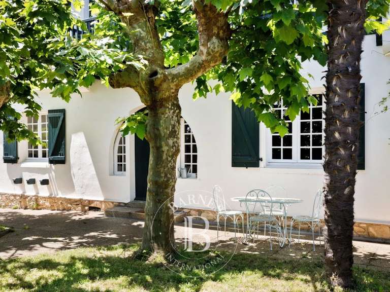 House Bidart - 5 bedrooms - 205m²