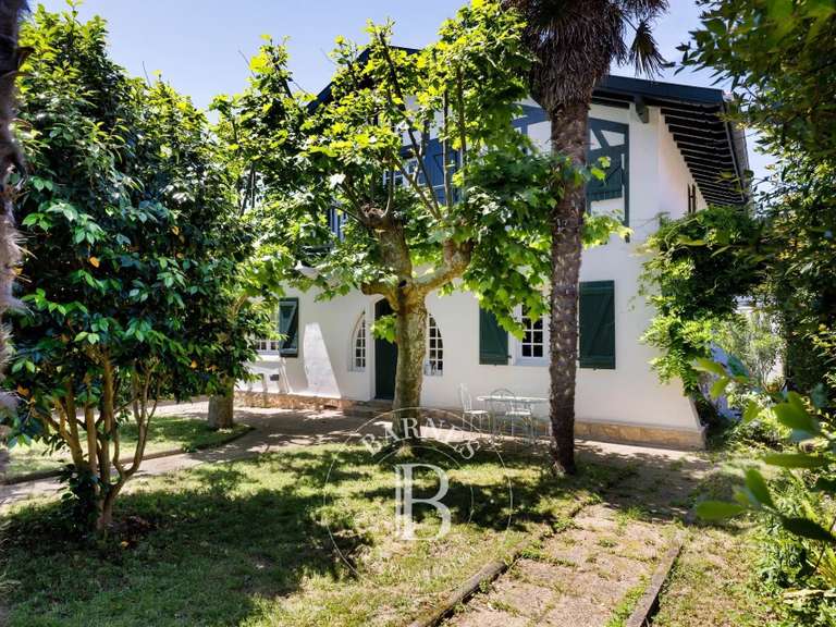 Maison Bidart - 5 chambres - 205m²