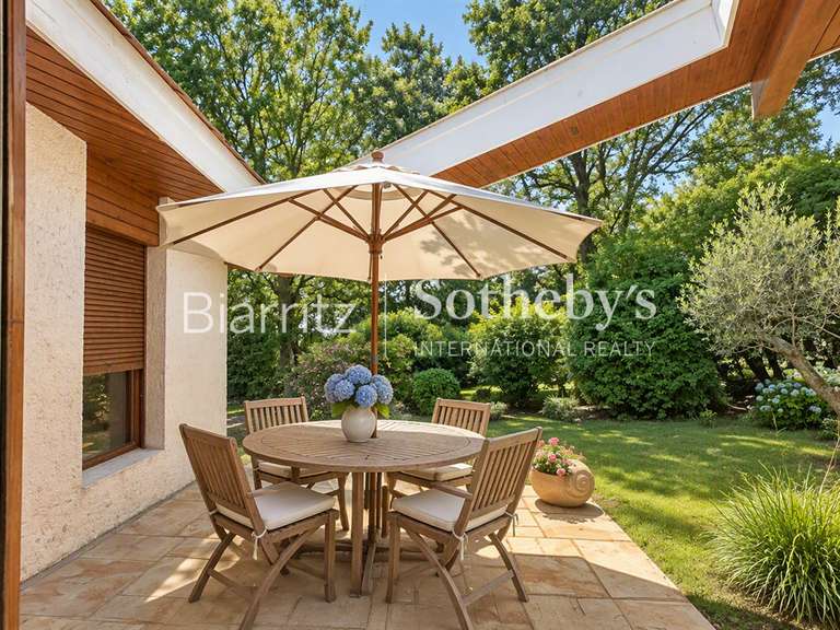 House Bidart - 6 bedrooms - 300m²