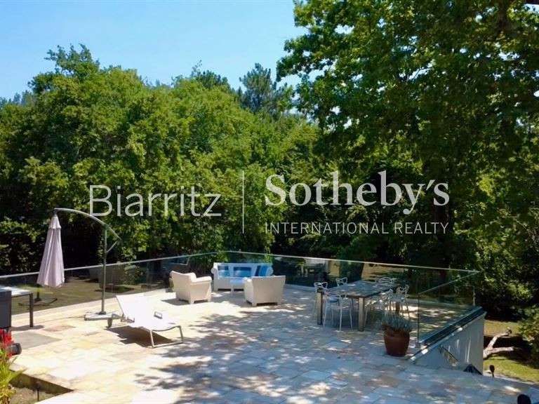 Maison Bidart - 5 chambres - 300m²