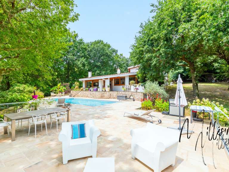 House Bidart - 7 bedrooms - 259m²