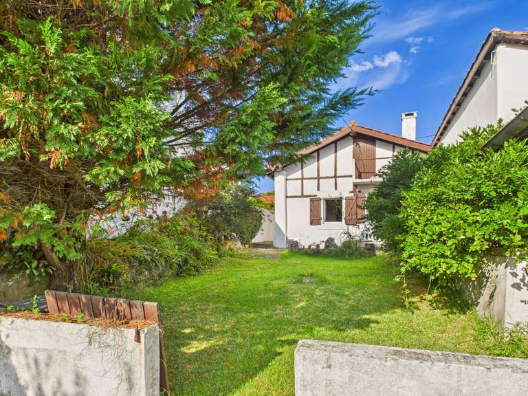 House Bidart - 2 bedrooms - 91m²