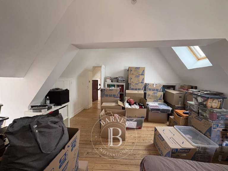 Maison Biéville-Beuville - 6 chambres - 330m²