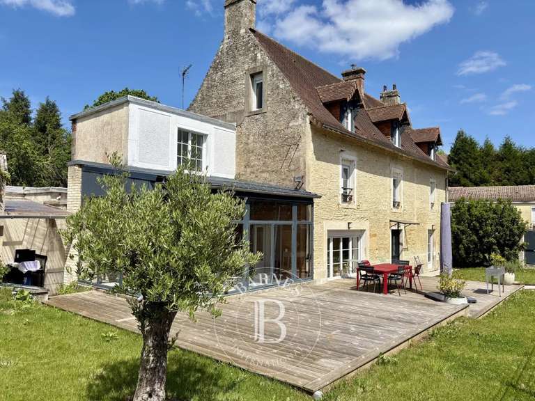Maison Biéville-Beuville - 6 chambres - 328m²