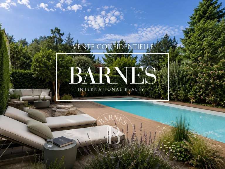 Maison Biéville-Beuville - 5 chambres - 301m²