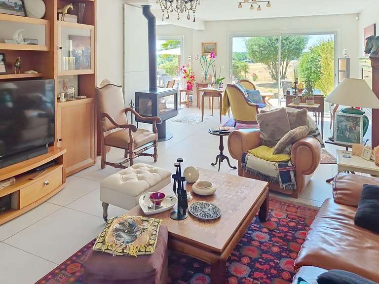Maison Biéville-Beuville - 235m²