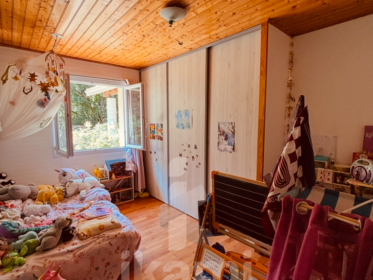 Maison Biganos - 4 chambres - 159m²