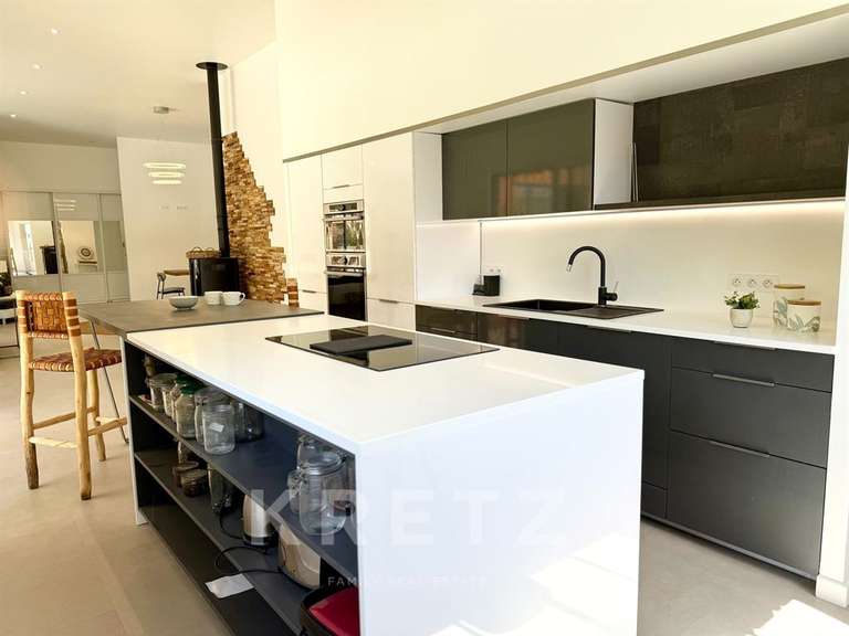 Maison Biganos - 4 chambres - 200m²