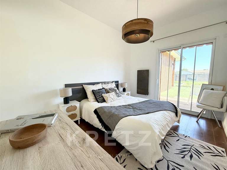 Maison Biganos - 4 chambres - 200m²