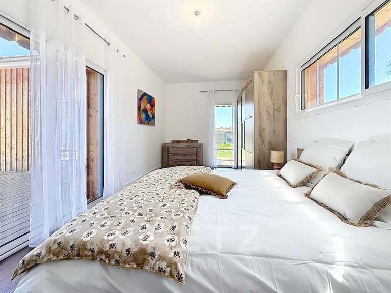 Maison Biganos - 4 chambres - 200m²