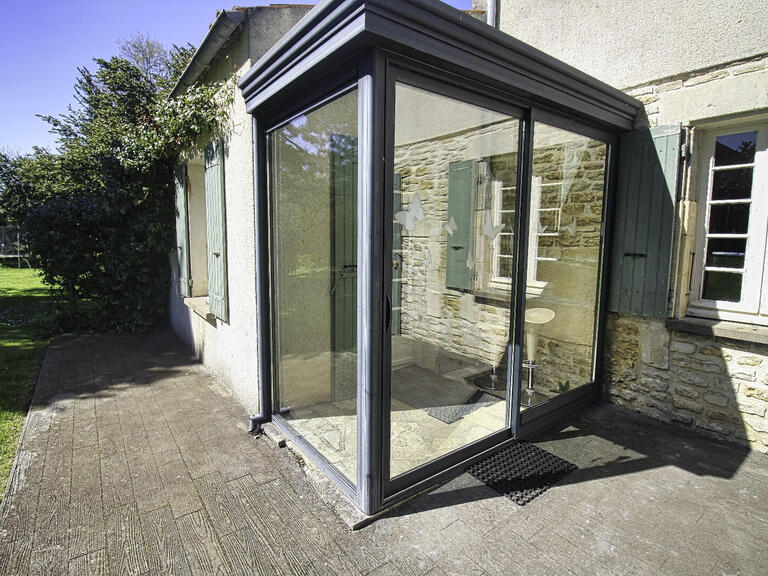 Maison Bignay - 7 chambres - 360m²