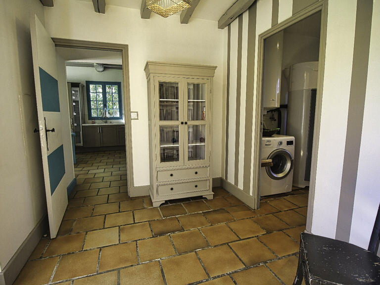 Maison Bignay - 7 chambres - 360m²