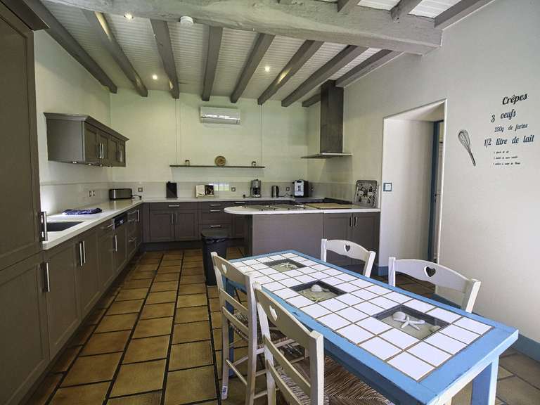 House Bignay - 7 bedrooms - 360m²