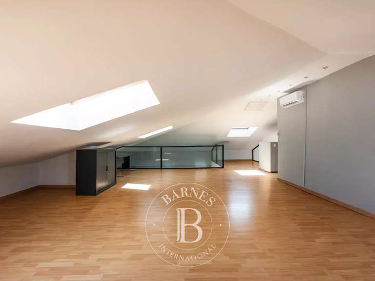 Appartement Biguglia - 4 chambres - 469m²