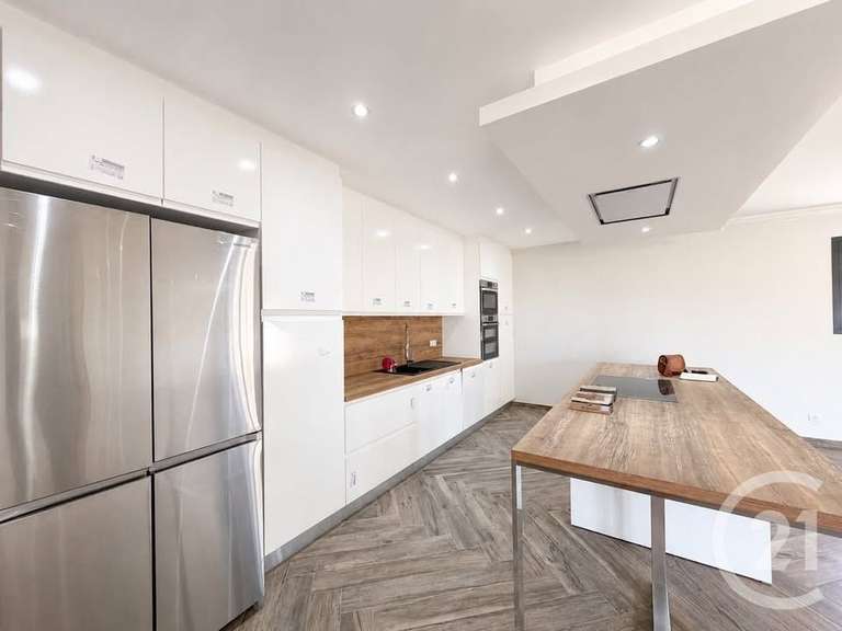 Maison Biguglia - 3 chambres - 147m²