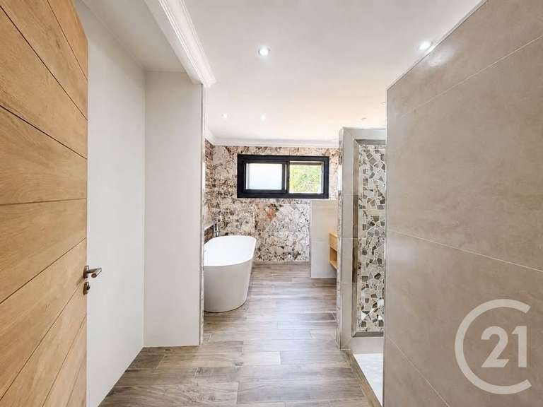 Maison Biguglia - 3 chambres - 147m²