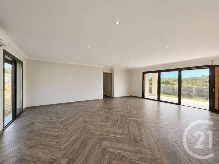 Maison Biguglia - 3 chambres - 147m²