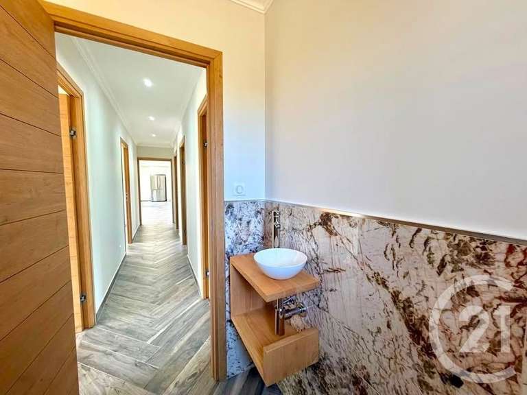 Maison Biguglia - 3 chambres - 147m²