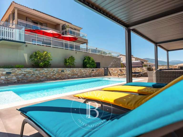 Villa Biguglia - 4 chambres - 348m²