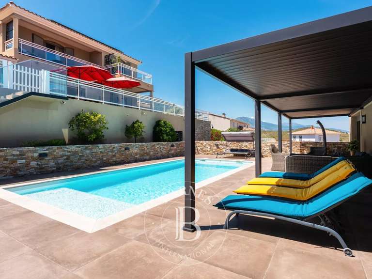 Villa Biguglia - 4 chambres - 348m²