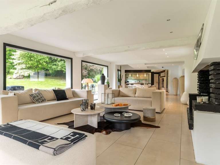 Maison Bihorel - 4 chambres - 302m²