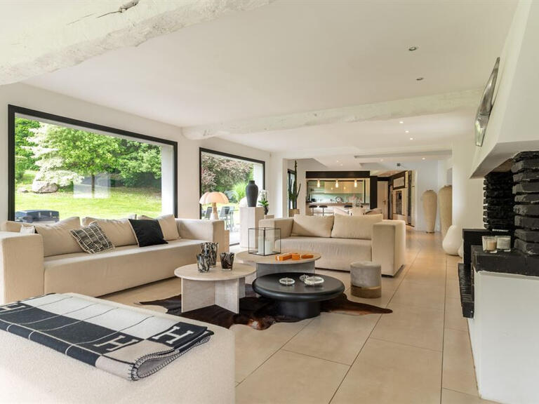House Bihorel - 4 bedrooms - 302m²