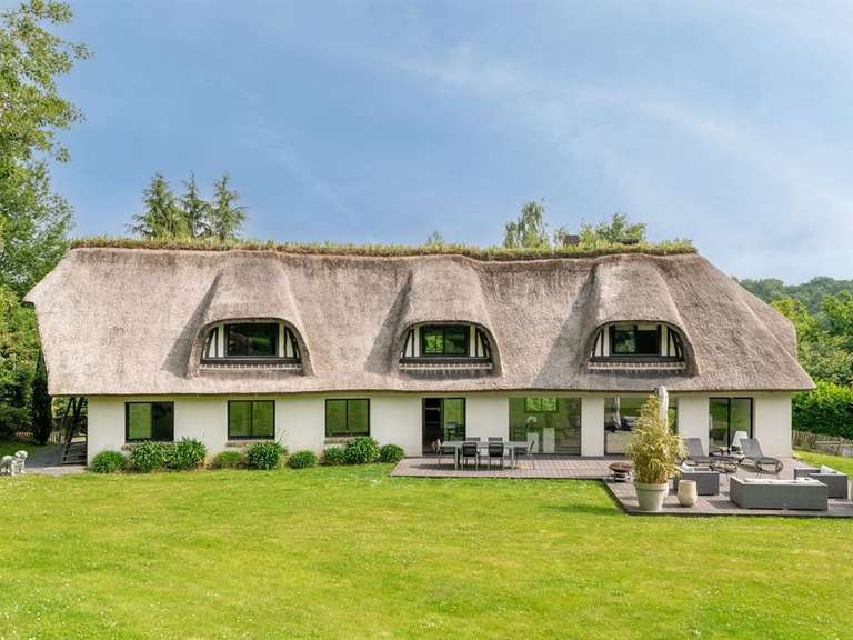 Maison Bihorel - 4 chambres - 302m²