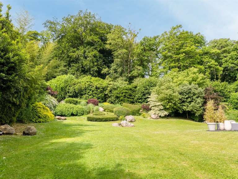 Maison Bihorel - 4 chambres - 302m²